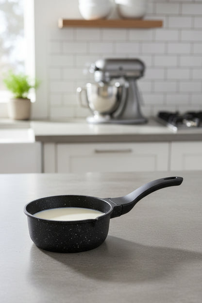 16 CM Döküm Granit Sütlük Sosluk Kaçerola 1,3 Litre
